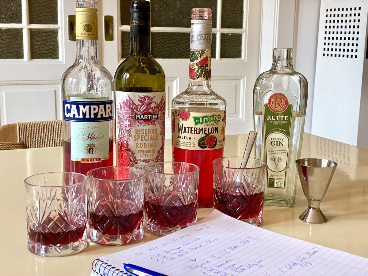 Trinkabenteuer: Der Watermelon Negroni - ein großartiges Trinkvergnügen in vier Teilen und vier Rezepten.